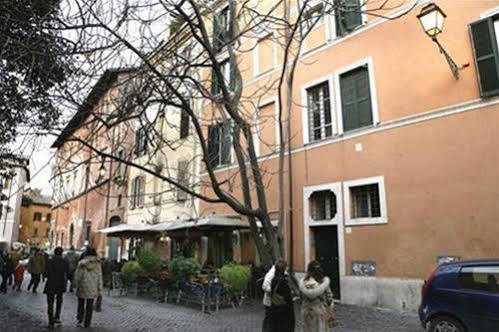 Hotel Trastevere Relais Rome